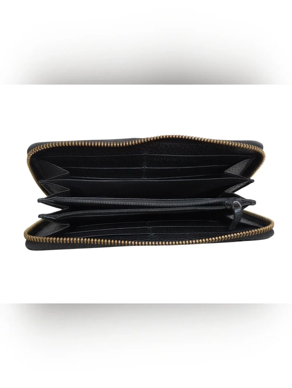 Gucci GG Marmont Zip Around Wallet